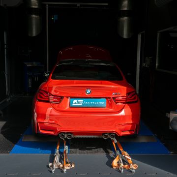 BMW M4 competition  stage 1+ tuning met Dynorun