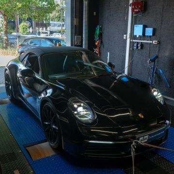 Porsche 911 Carrera