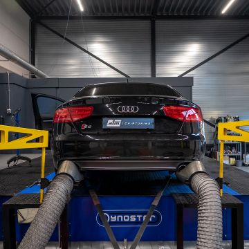 Audi S8 4.0 V8 TFSI
