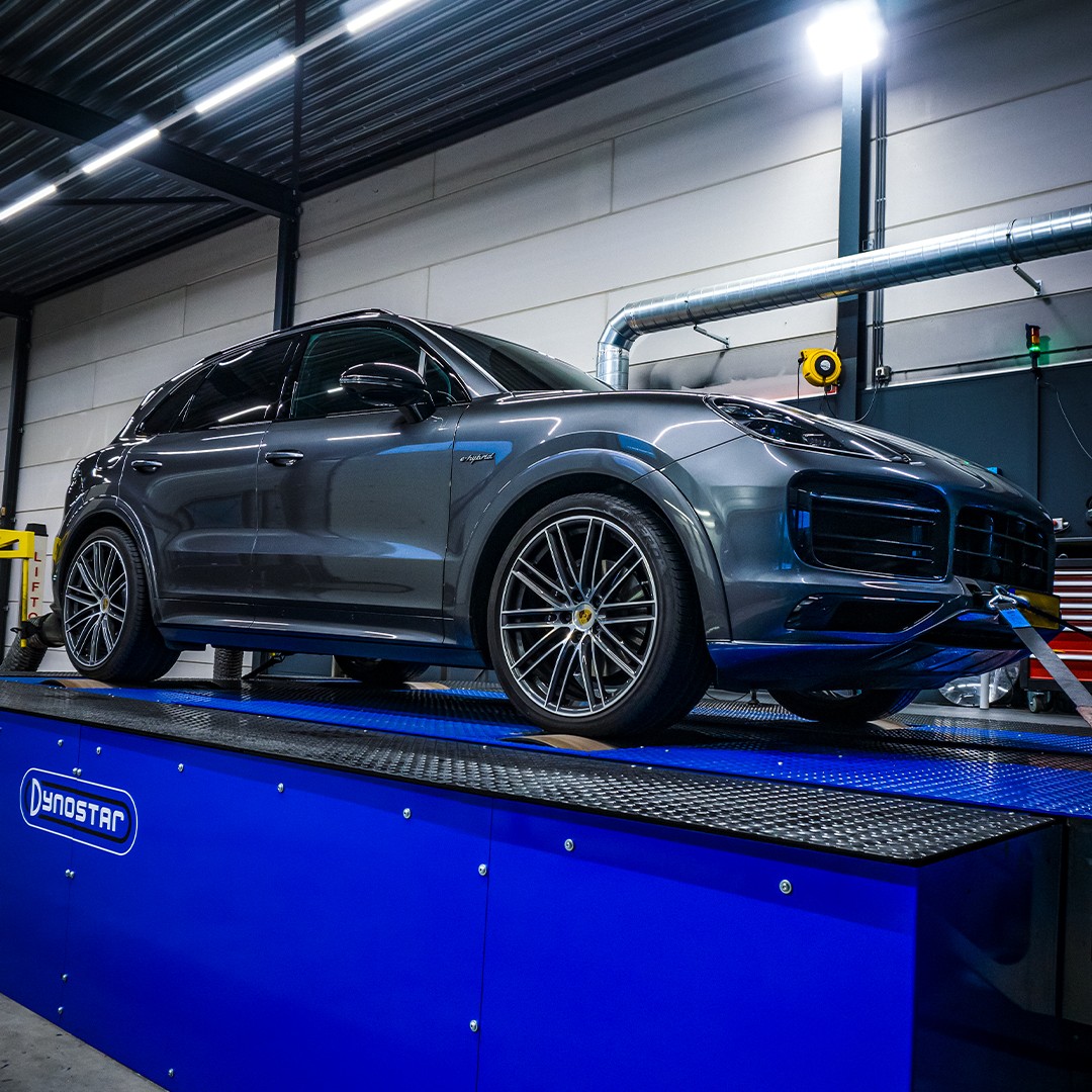 Sander en zijn Porsche Cayenne Hybrid! ATMChiptuning