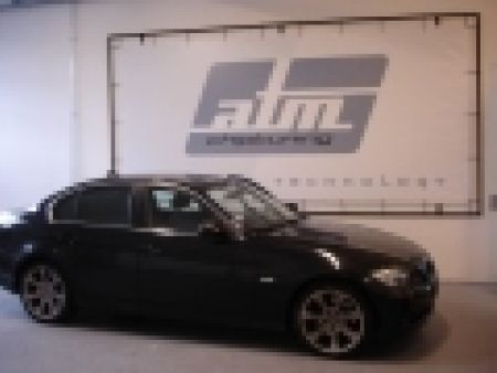 BMW 3 serie E90 330D 231pk