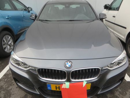 BMW 3 serie 330e PHEV 252pk ( F3x LCI - 06 / 2015 - 2019 )